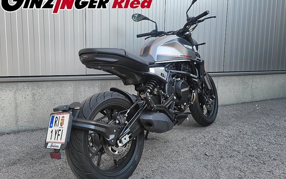 Gebrauchtmotorrad Moto Morini 6 1/2 Seiemmezzo STR - Bild 3