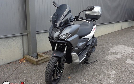 Neufahrzeug Aprilia SR GT 200 - Bild 2
