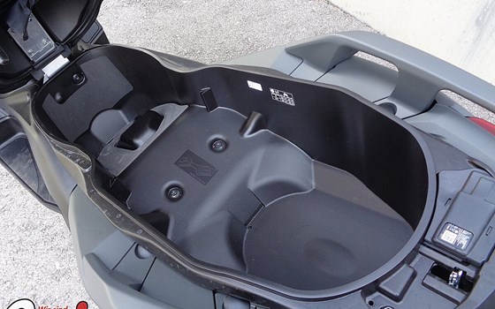 Gebrauchtmotorrad Yamaha XMAX 300 - Bild 4