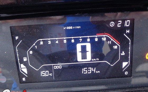 Gebrauchtmotorrad Yamaha XMAX 300 - Bild 5