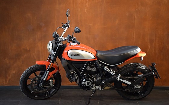 Gebrauchtmotorrad Ducati Scrambler Icon - Bild 4