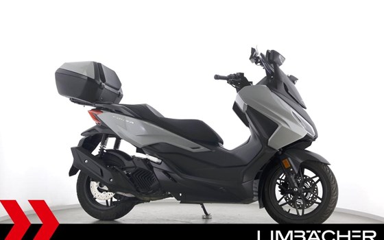 Gebrauchtmotorrad Honda Forza 125 - Bild 1
