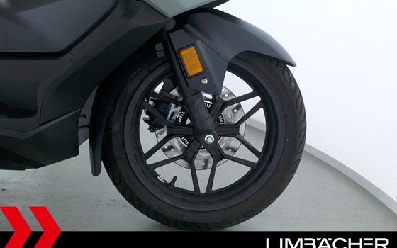 Gebrauchtmotorrad Honda Forza 125 - Bild 14