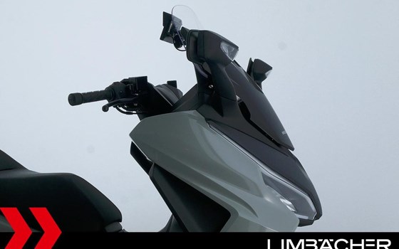 Gebrauchtmotorrad Honda Forza 125 - Bild 26