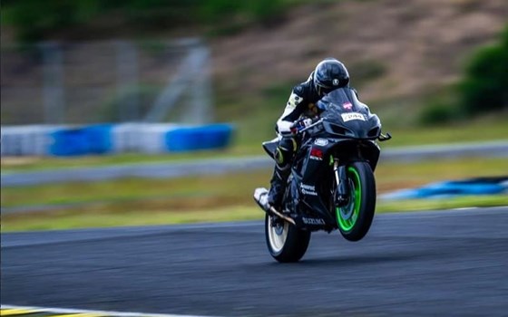 Gebrauchtmotorrad Suzuki GSX-R 750 - Bild 1