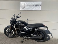 Neumotorrad Triumph Speed Twin 900 Teilzahlung 99,-- € mit 4 Jahren Garantie