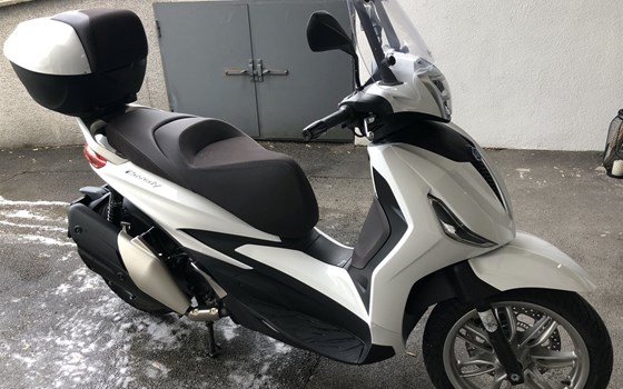 Gebrauchtmotorrad Piaggio Beverly 400 hpe - Bild 1