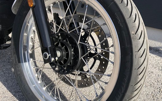 Gebrauchtmotorrad Moto Guzzi V7 Special - Bild 4