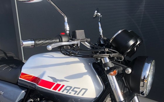 Gebrauchtmotorrad Moto Guzzi V7 Special - Bild 5