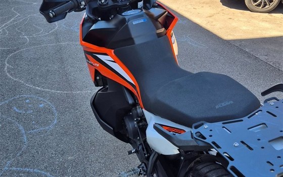 Gebrauchtmotorrad KTM 890 Adventure - Bild 2