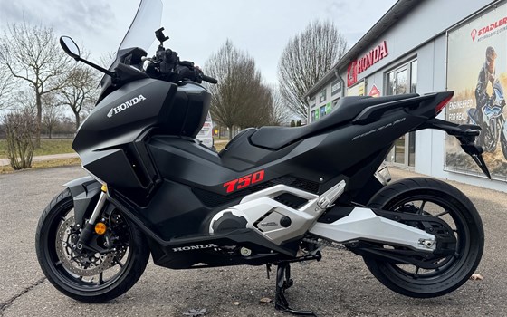 Gebrauchtmotorrad Honda Forza 750 - Bild 5