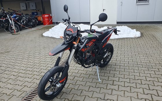 Neufahrzeug Beta RR 125 4T SM - Bild 15