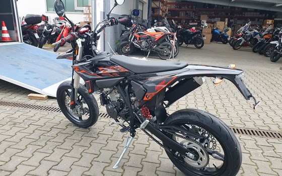 Neufahrzeug Beta RR 125 4T SM - Bild 7