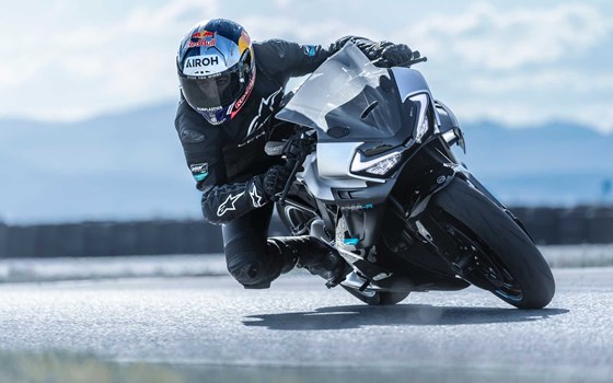 Neufahrzeug CFMOTO 675SR-R - Bild 1