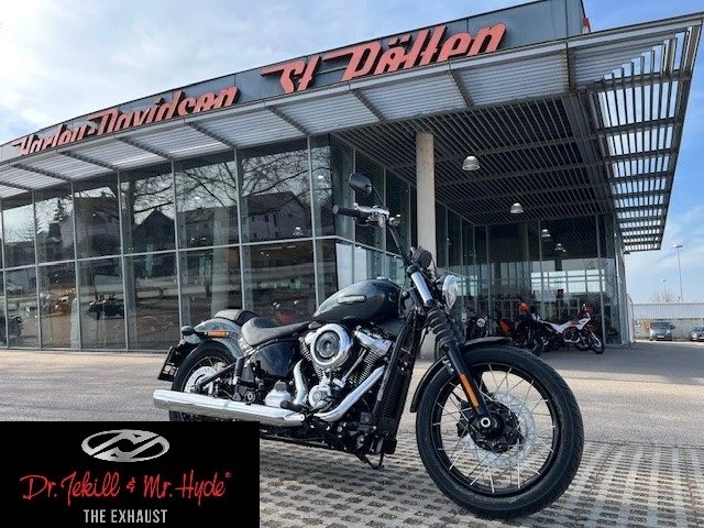 Harley-Davidson Softail Street Bob FXBB (Iron Horse Metallic) - Bild 1