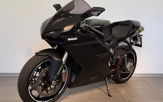 Gebrauchtmotorrad Ducati 848 Evo Stealth - Bild 1