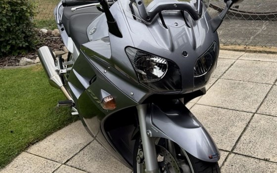 Gebrauchtmotorrad Yamaha FJR 1300 - Bild 2