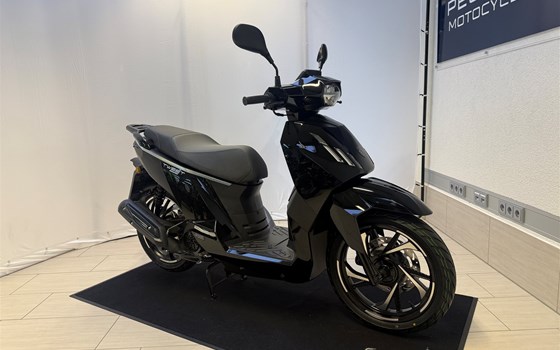 Neufahrzeug Peugeot Tweet 125 Active - Bild 2