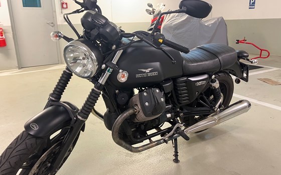 Gebrauchtmotorrad Moto Guzzi V7 II Stone - Bild 4