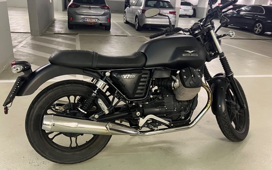Gebrauchtmotorrad Moto Guzzi V7 II Stone - Bild 9