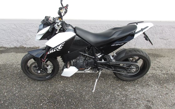 Gebrauchtmotorrad KTM 690 Supermoto - Bild 2