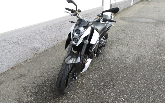 Gebrauchtmotorrad KTM 690 Supermoto - Bild 3