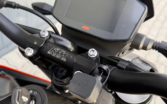 Gebrauchtmotorrad KTM 790 Duke - Bild 3