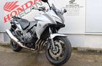 Top 5: Nakedbikes mit Halbschale und Sporttourer. Unsere Favoriten in der Allrounder Mitteklasse