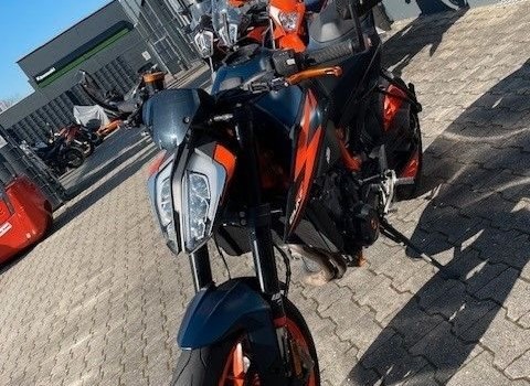 Gebrauchtmotorrad KTM 890 Duke R - Bild 7