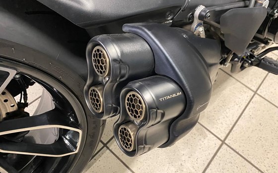 Gebrauchtmotorrad Ducati Diavel V4 - Bild 3