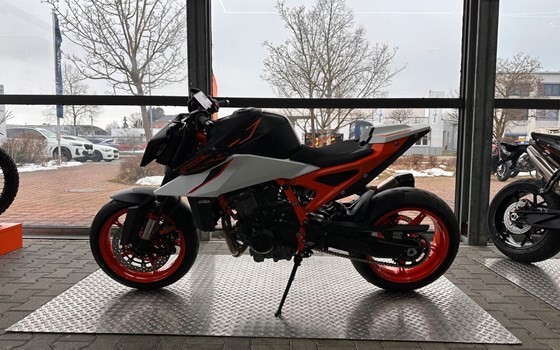 Neufahrzeug KTM 990 Duke R - Bild 2