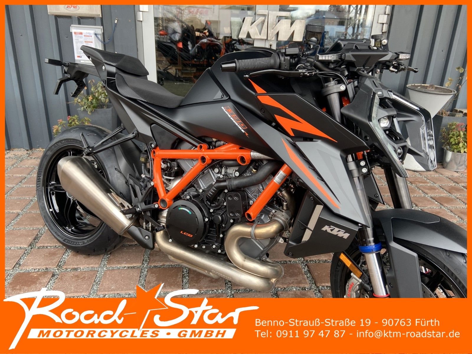 KTM 1390 Super Duke R EVO 