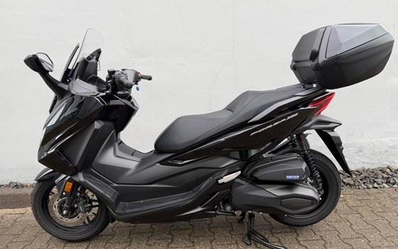 Gebrauchtmotorrad Honda Forza 350 - Bild 1