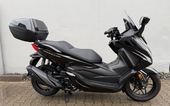 Gebrauchtmotorrad Honda Forza 350 - Bild 4