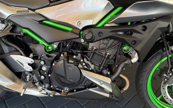 Gebrauchtmotorrad Kawasaki Z 500 SE - Bild 9