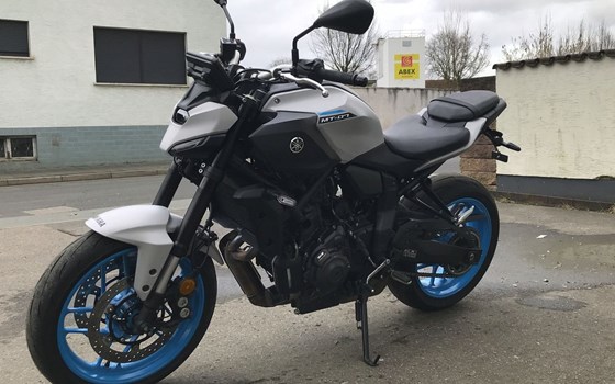 Gebrauchtmotorrad Yamaha MT-07 - Bild 8