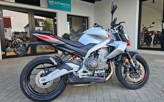 Neufahrzeug Aprilia Tuono 457 - Bild 19