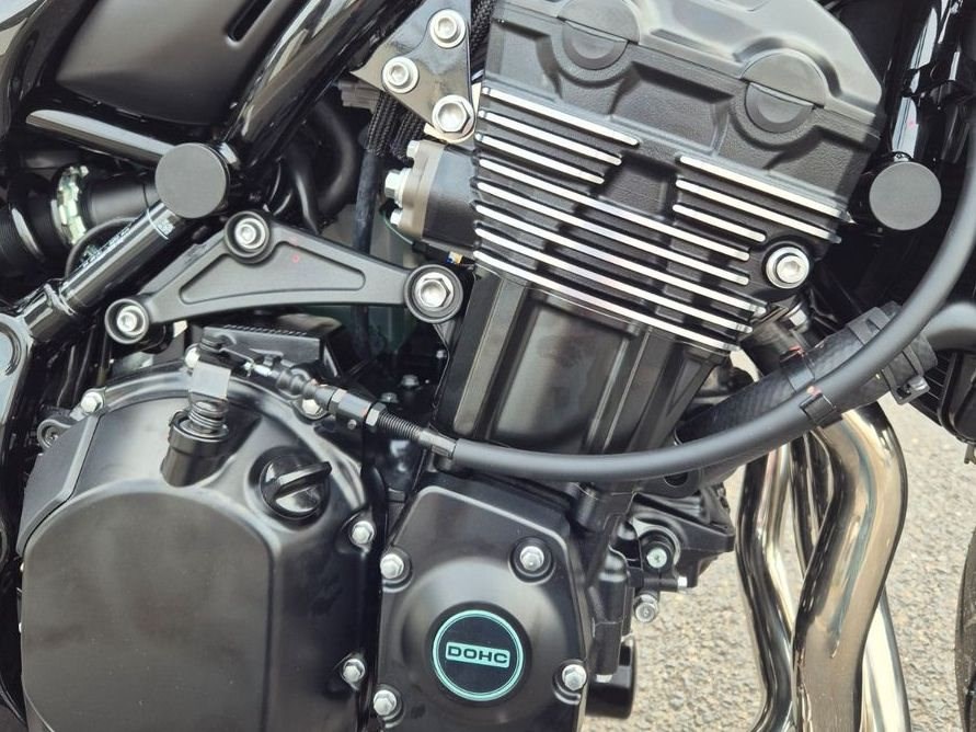 Angebot Kawasaki Z900 RS Black Ball Edition