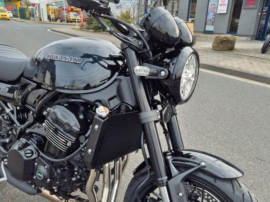 Angebot Kawasaki Z900 RS Black Ball Edition