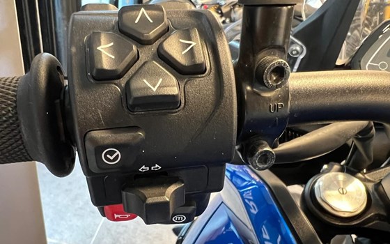 Gebrauchtmotorrad Triumph Tiger Sport 800 - Bild 23