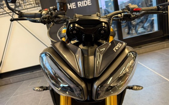 Gebrauchtmotorrad Triumph Speed Triple 1200 RS - Bild 10