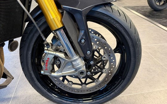 Gebrauchtmotorrad Triumph Speed Triple 1200 RS - Bild 16