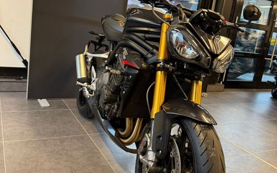 Gebrauchtmotorrad Triumph Speed Triple 1200 RS - Bild 4