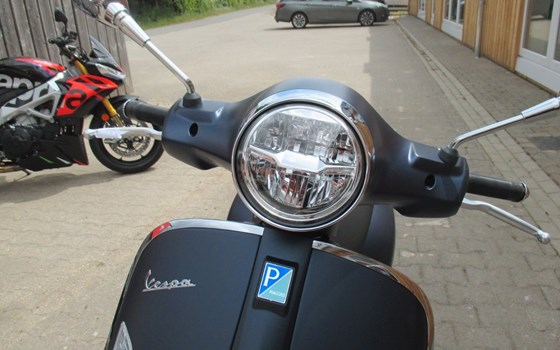 Neufahrzeug Vespa GTS 310 SuperTech - Bild 8