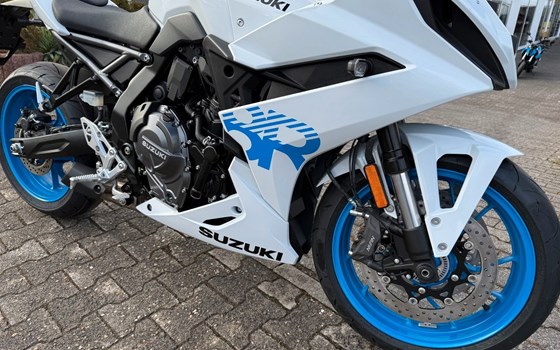 Neufahrzeug Suzuki GSX-8R - Bild 9