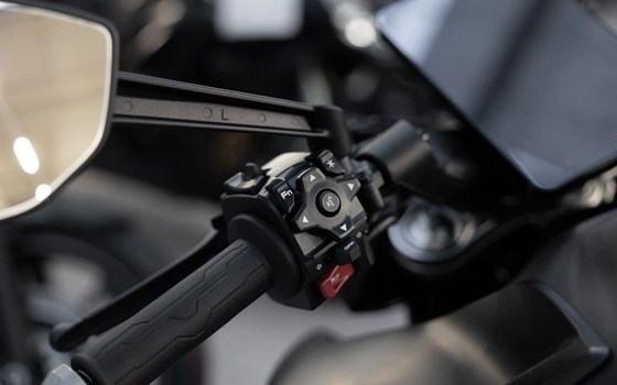 Neufahrzeug CFMOTO 800NK Advanced - Bild 11