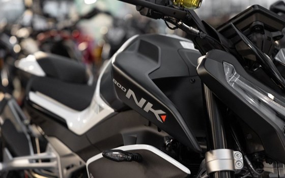 Neufahrzeug CFMOTO 800NK Advanced - Bild 4