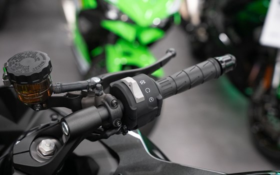 Neufahrzeug Kawasaki Ninja 1100SX - Bild 7