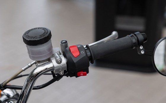 Gebrauchtmotorrad Mash Six Hundred Classic - Bild 16