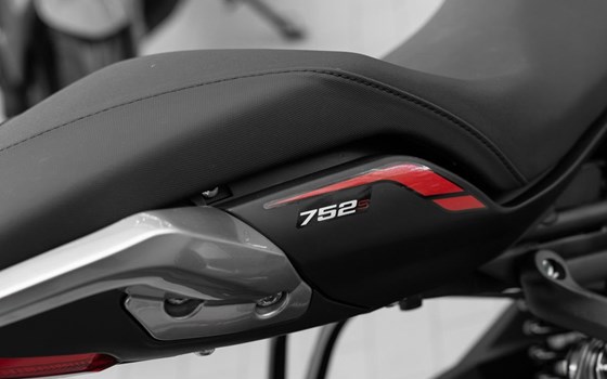 Neufahrzeug Benelli 752 S - Bild 16